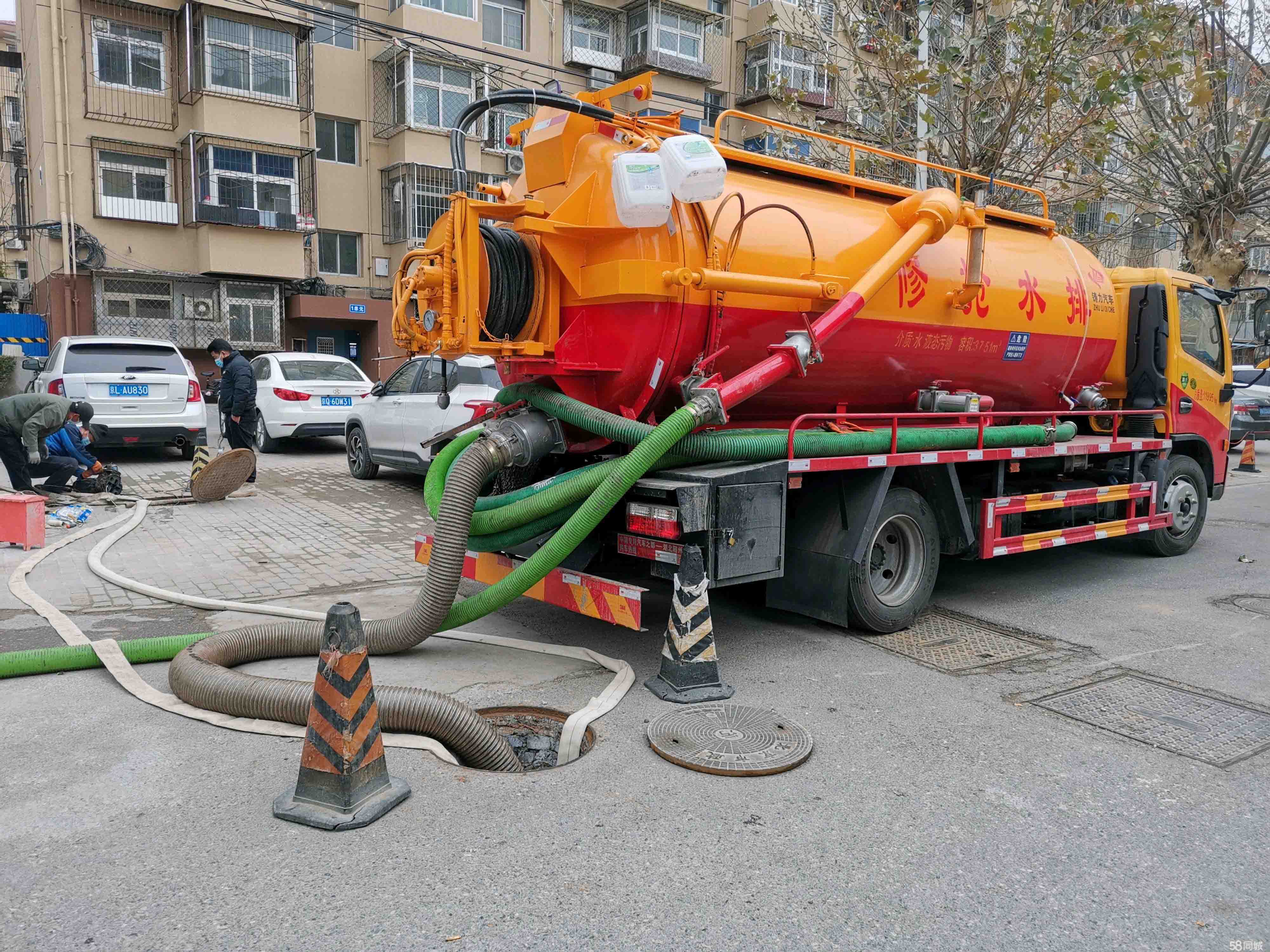 排湖风景区抽粪吸污